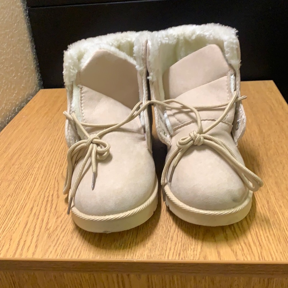 Winter boots